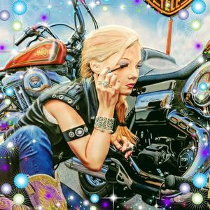 Meet your Posher, Lori